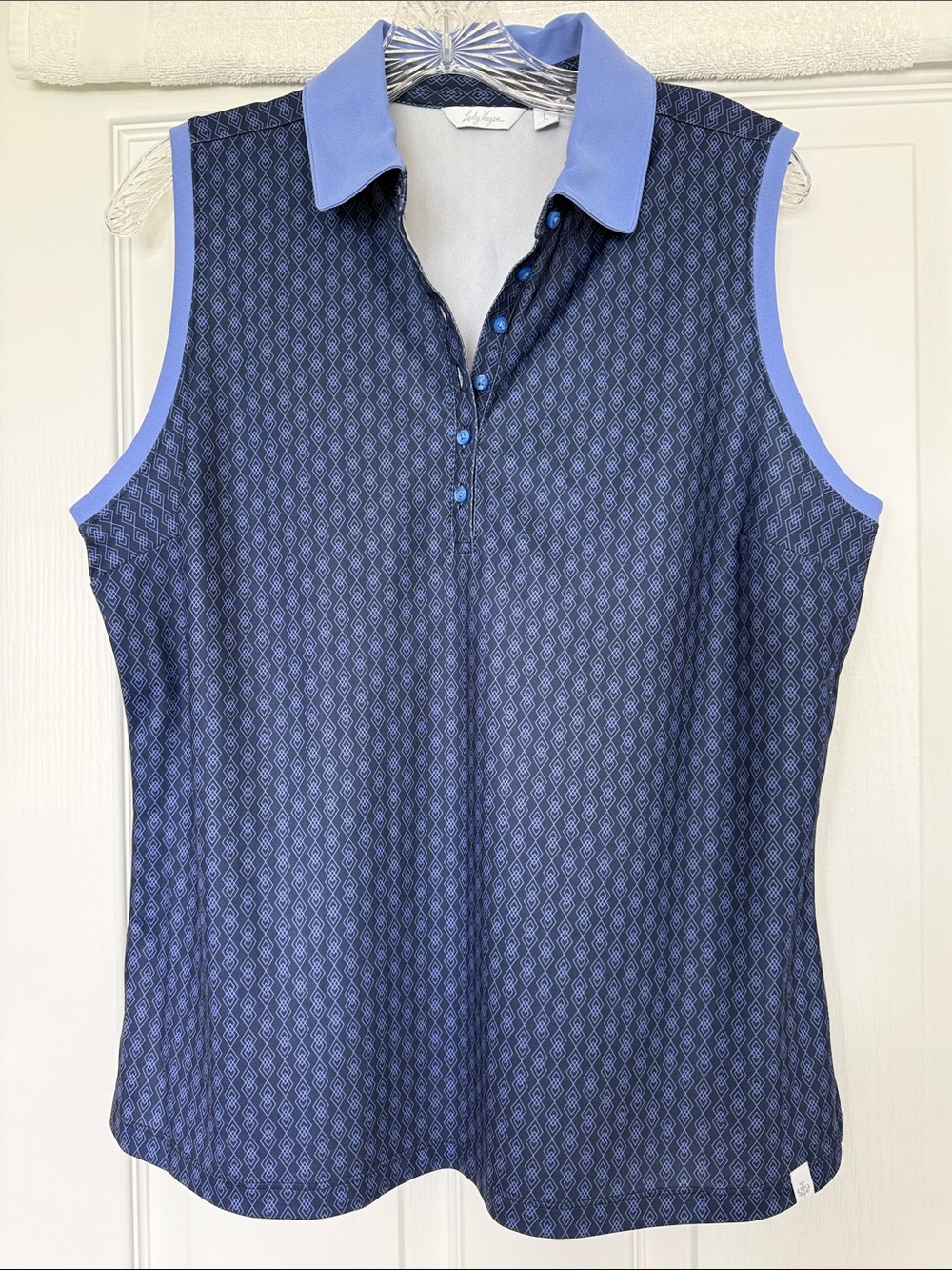 Lady Hagen Navy Patterned Sleeveless Polo with Light Blue Trim Size Large